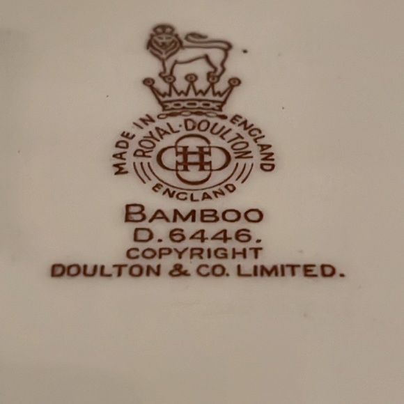 Vintage Royal Doulton Bamboo Serving Plate - Picture 4 of 4